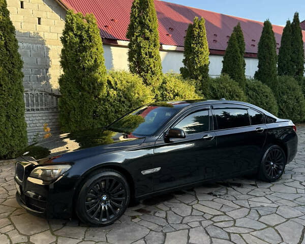 Черный БМВ 7 Серия, объемом двигателя 4.4 л и пробегом 260 тыс. км за 11900 $, фото 13 на Automoto.ua