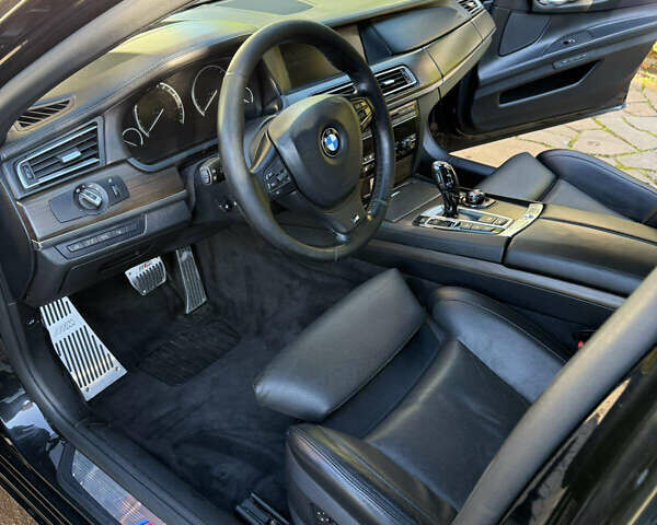 Черный БМВ 7 Серия, объемом двигателя 4.4 л и пробегом 260 тыс. км за 11900 $, фото 30 на Automoto.ua