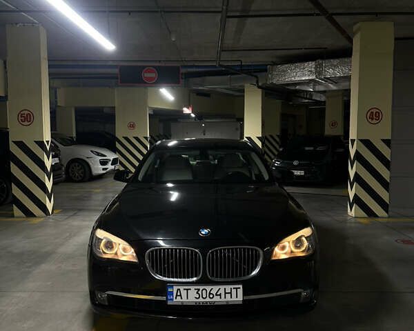 Черный БМВ 7 Серия, объемом двигателя 2.98 л и пробегом 179 тыс. км за 11900 $, фото 1 на Automoto.ua