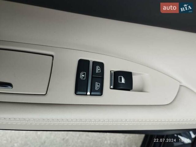 Черный БМВ 7 Серия, объемом двигателя 4.39 л и пробегом 32 тыс. км за 31990 $, фото 7 на Automoto.ua