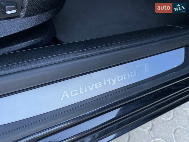 Чорний БМВ 7 Серія, об'ємом двигуна 4.39 л та пробігом 175 тис. км за 13400 $, фото 14 на Automoto.ua