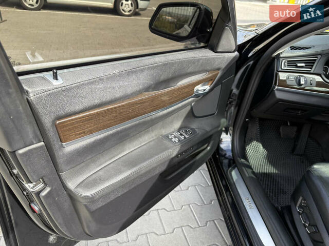 Черный БМВ 7 Серия, объемом двигателя 2.98 л и пробегом 250 тыс. км за 13500 $, фото 16 на Automoto.ua