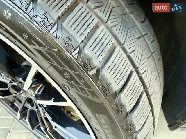 Черный БМВ 7 Серия, объемом двигателя 2.98 л и пробегом 293 тыс. км за 12400 $, фото 3 на Automoto.ua