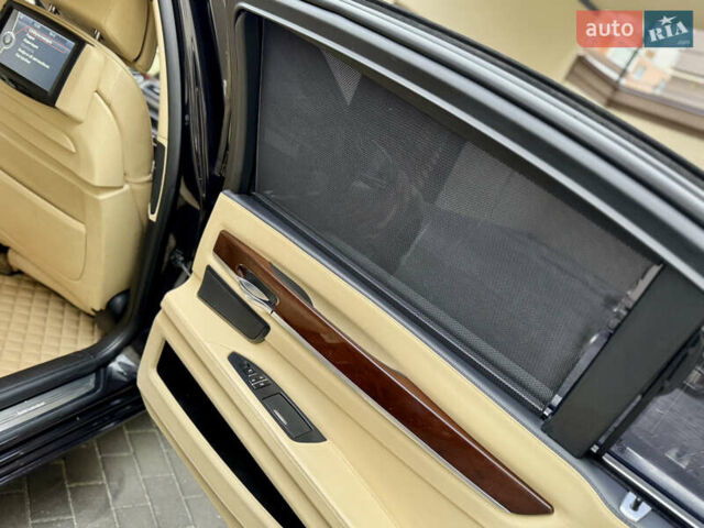 Черный БМВ 7 Серия, объемом двигателя 4.4 л и пробегом 158 тыс. км за 16700 $, фото 38 на Automoto.ua