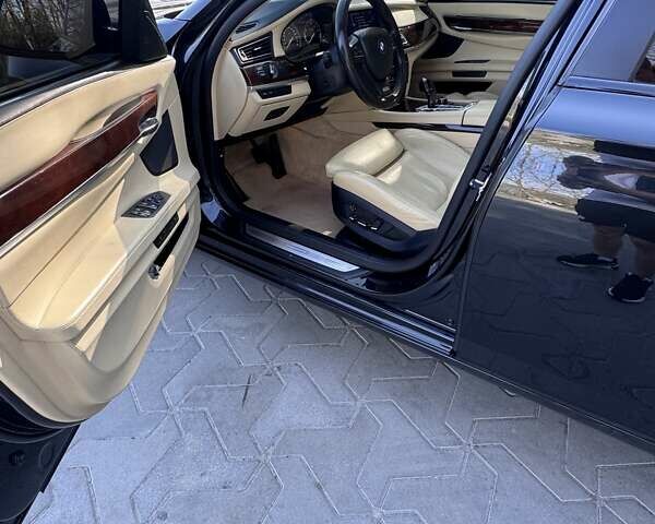 Черный БМВ 7 Серия, объемом двигателя 4.39 л и пробегом 213 тыс. км за 13700 $, фото 7 на Automoto.ua