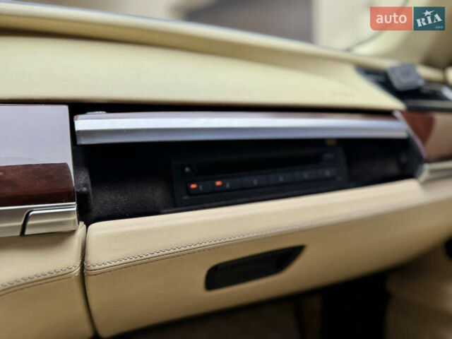 Чорний БМВ 7 Серія, об'ємом двигуна 4.4 л та пробігом 158 тис. км за 16500 $, фото 25 на Automoto.ua