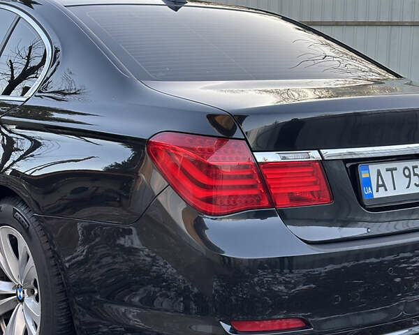 Черный БМВ 7 Серия, объемом двигателя 2.99 л и пробегом 281 тыс. км за 14900 $, фото 27 на Automoto.ua