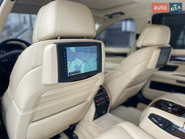 Чорний БМВ 7 Серія, об'ємом двигуна 4.39 л та пробігом 224 тис. км за 13700 $, фото 21 на Automoto.ua