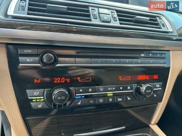 Черный БМВ 7 Серия, объемом двигателя 2.99 л и пробегом 270 тыс. км за 16000 $, фото 23 на Automoto.ua