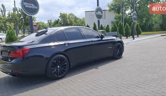 Черный БМВ 7 Серия, объемом двигателя 2.99 л и пробегом 270 тыс. км за 16000 $, фото 9 на Automoto.ua