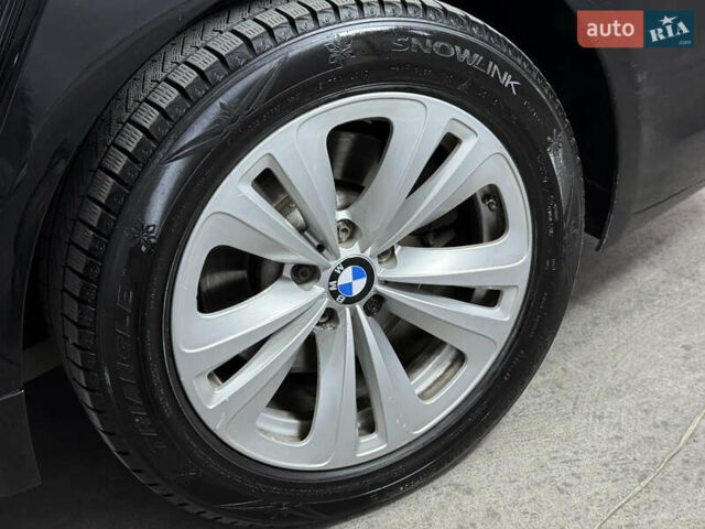 Черный БМВ 7 Серия, объемом двигателя 3 л и пробегом 200 тыс. км за 11200 $, фото 47 на Automoto.ua