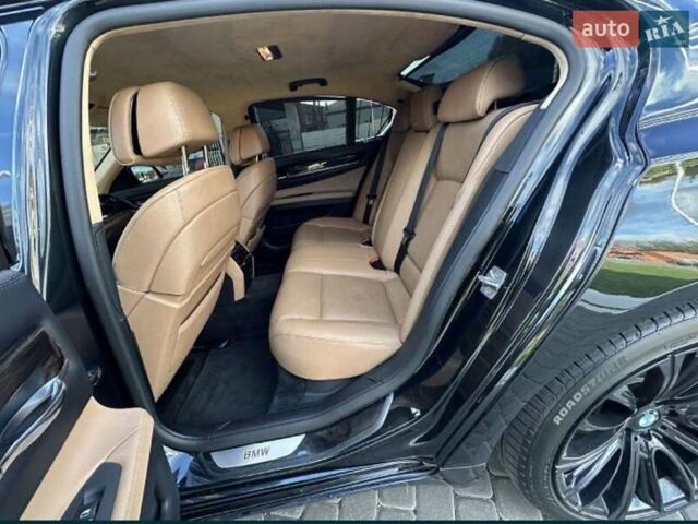 Черный БМВ 7 Серия, объемом двигателя 2.99 л и пробегом 270 тыс. км за 16000 $, фото 25 на Automoto.ua