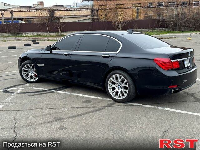 Чорний БМВ 7 Серія, об'ємом двигуна 3 л та пробігом 200 тис. км за 12400 $, фото 3 на Automoto.ua