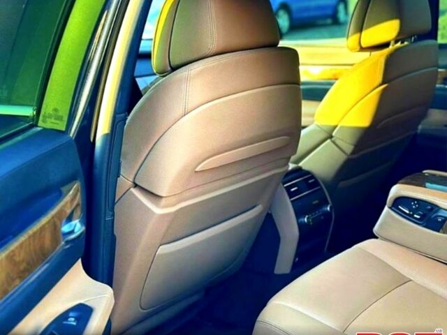 Черный БМВ 7 Серия, объемом двигателя 4.4 л и пробегом 202 тыс. км за 10500 $, фото 4 на Automoto.ua