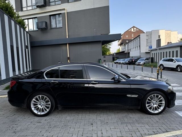 Чорний БМВ 7 Серія, об'ємом двигуна 3 л та пробігом 202 тис. км за 6500 $, фото 1 на Automoto.ua