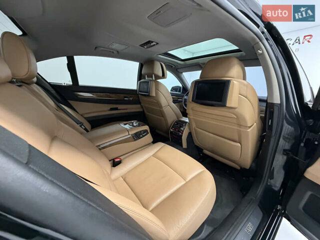 Черный БМВ 7 Серия, объемом двигателя 2.99 л и пробегом 199 тыс. км за 16500 $, фото 9 на Automoto.ua