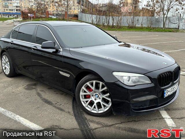 Чорний БМВ 7 Серія, об'ємом двигуна 3 л та пробігом 200 тис. км за 12400 $, фото 6 на Automoto.ua