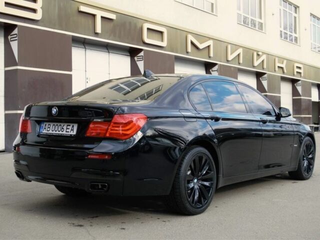 Черный БМВ 7 Серия, объемом двигателя 3 л и пробегом 199 тыс. км за 14000 $, фото 2 на Automoto.ua