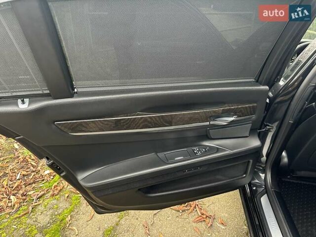 Черный БМВ 7 Серия, объемом двигателя 4.39 л и пробегом 170 тыс. км за 16800 $, фото 15 на Automoto.ua