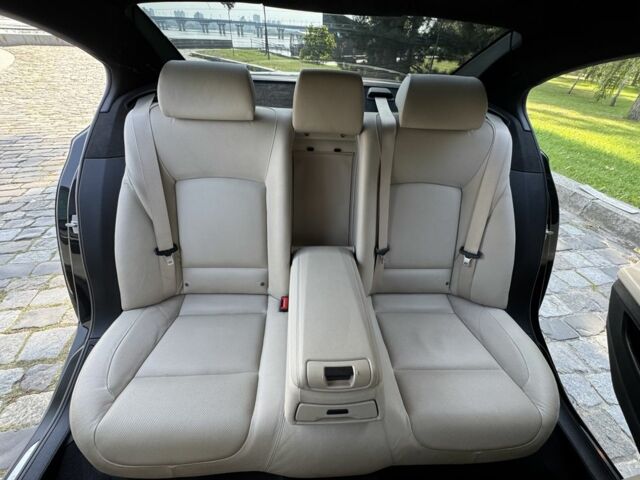 Черный БМВ 7 Серия, объемом двигателя 4.4 л и пробегом 80 тыс. км за 19333 $, фото 11 на Automoto.ua