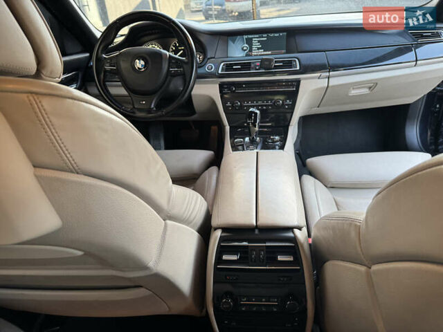 Черный БМВ 7 Серия, объемом двигателя 4.39 л и пробегом 275 тыс. км за 12800 $, фото 27 на Automoto.ua