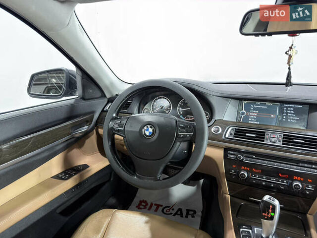 Черный БМВ 7 Серия, объемом двигателя 3 л и пробегом 200 тыс. км за 11200 $, фото 19 на Automoto.ua