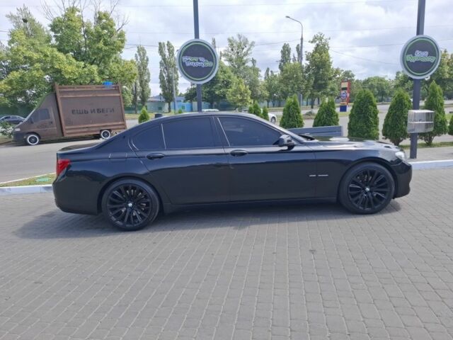 Черный БМВ 7 Серия, объемом двигателя 0 л и пробегом 180 тыс. км за 15500 $, фото 2 на Automoto.ua