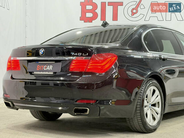 Черный БМВ 7 Серия, объемом двигателя 3 л и пробегом 200 тыс. км за 11200 $, фото 17 на Automoto.ua