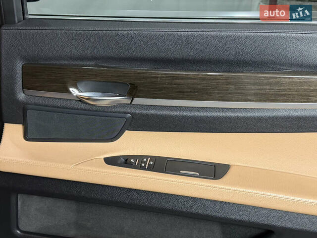 Черный БМВ 7 Серия, объемом двигателя 3 л и пробегом 200 тыс. км за 11200 $, фото 40 на Automoto.ua