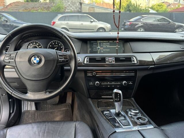 Чорний БМВ 7 Серія, об'ємом двигуна 3 л та пробігом 202 тис. км за 6500 $, фото 5 на Automoto.ua