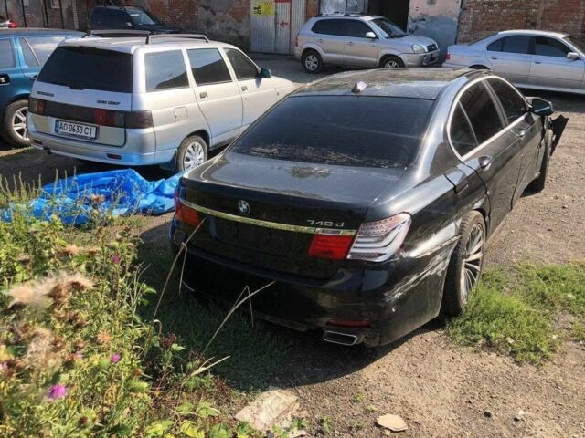 Чорний БМВ 7 Серія, об'ємом двигуна 3 л та пробігом 250 тис. км за 8678 $, фото 13 на Automoto.ua