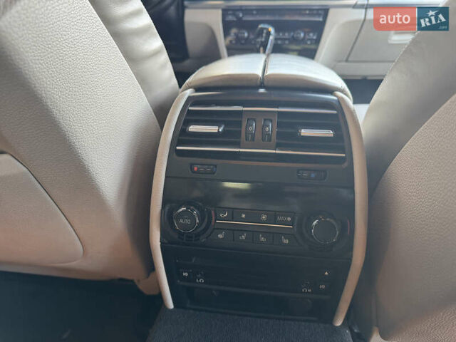 Черный БМВ 7 Серия, объемом двигателя 4.39 л и пробегом 275 тыс. км за 12800 $, фото 26 на Automoto.ua