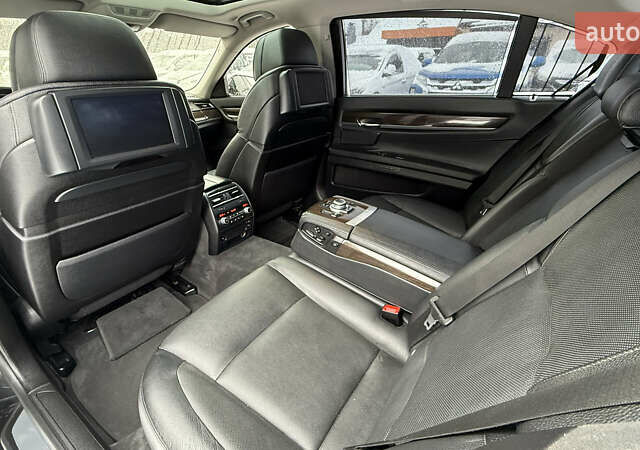 Чорний БМВ 7 Серія, об'ємом двигуна 2.99 л та пробігом 355 тис. км за 16500 $, фото 22 на Automoto.ua