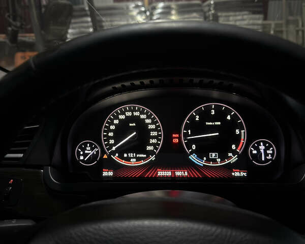 Черный БМВ 7 Серия, объемом двигателя 2.99 л и пробегом 230 тыс. км за 19000 $, фото 8 на Automoto.ua