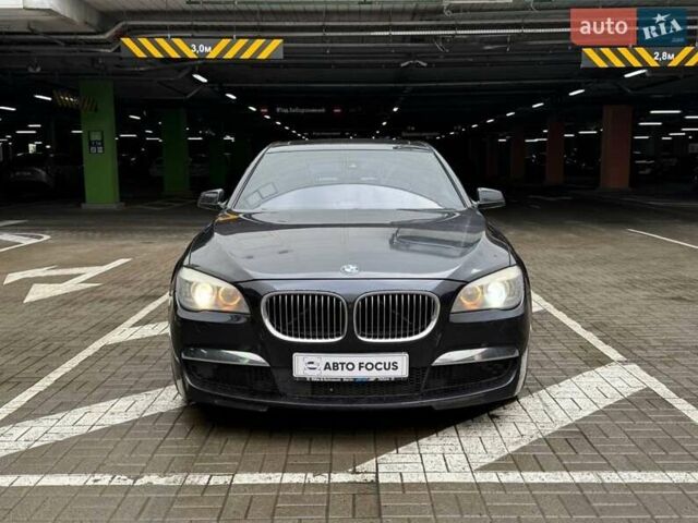 Черный БМВ 7 Серия, объемом двигателя 2.99 л и пробегом 295 тыс. км за 13490 $, фото 1 на Automoto.ua
