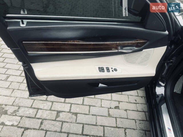 Черный БМВ 7 Серия, объемом двигателя 2.98 л и пробегом 285 тыс. км за 12500 $, фото 29 на Automoto.ua