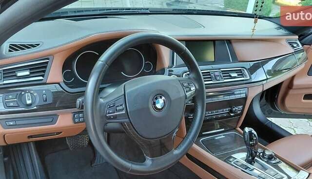 Чорний БМВ 7 Серія, об'ємом двигуна 2.99 л та пробігом 172 тис. км за 20999 $, фото 26 на Automoto.ua
