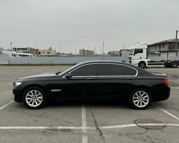 Черный БМВ 7 Серия, объемом двигателя 2.98 л и пробегом 204 тыс. км за 12300 $, фото 2 на Automoto.ua