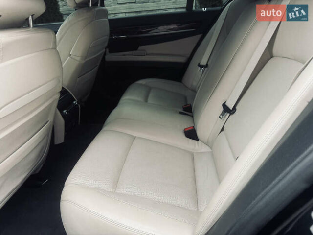 Черный БМВ 7 Серия, объемом двигателя 2.98 л и пробегом 285 тыс. км за 12500 $, фото 30 на Automoto.ua