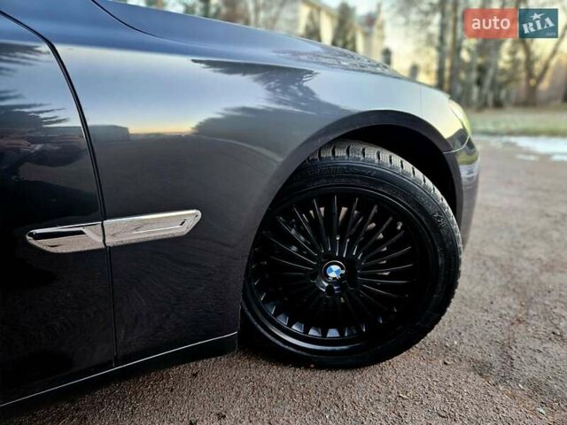 Чорний БМВ 7 Серія, об'ємом двигуна 2.98 л та пробігом 157 тис. км за 20000 $, фото 12 на Automoto.ua