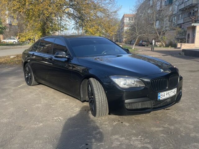 Чорний БМВ 7 Серія, об'ємом двигуна 3 л та пробігом 130 тис. км за 18500 $, фото 2 на Automoto.ua