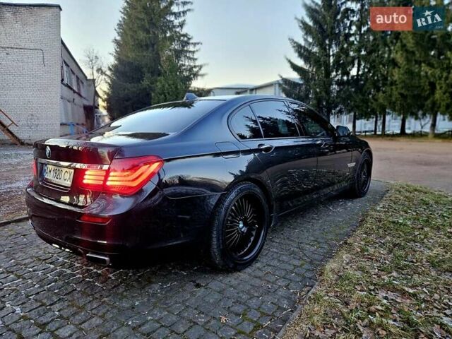 Чорний БМВ 7 Серія, об'ємом двигуна 2.98 л та пробігом 157 тис. км за 20000 $, фото 5 на Automoto.ua