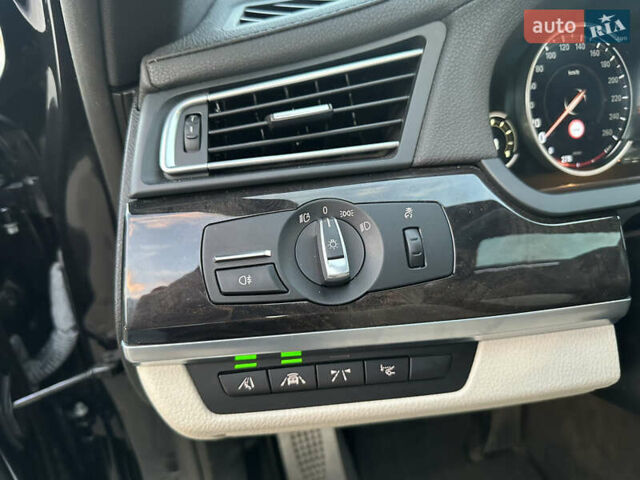 Черный БМВ 7 Серия, объемом двигателя 2.99 л и пробегом 80 тыс. км за 27900 $, фото 46 на Automoto.ua