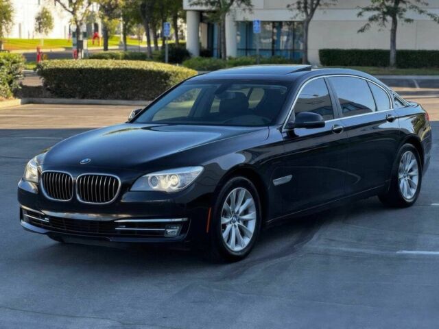 Черный БМВ 7 Серия, объемом двигателя 3 л и пробегом 83 тыс. км за 4300 $, фото 2 на Automoto.ua