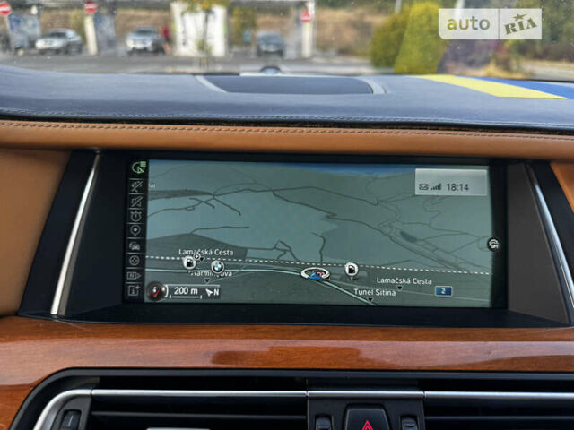 Черный БМВ 7 Серия, объемом двигателя 2.99 л и пробегом 225 тыс. км за 20000 $, фото 5 на Automoto.ua