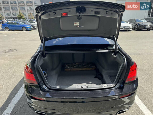 Черный БМВ 7 Серия, объемом двигателя 2.98 л и пробегом 281 тыс. км за 17777 $, фото 30 на Automoto.ua