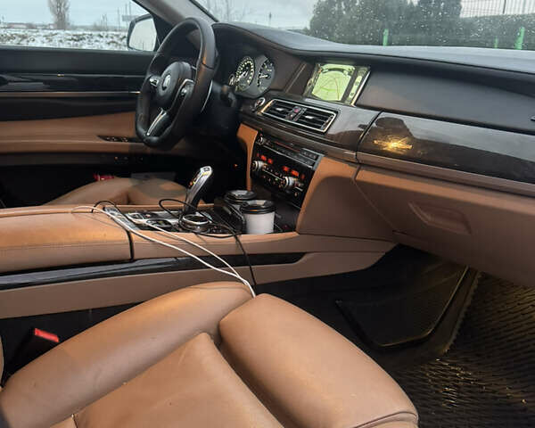 Черный БМВ 7 Серия, объемом двигателя 2.99 л и пробегом 270 тыс. км за 17999 $, фото 5 на Automoto.ua