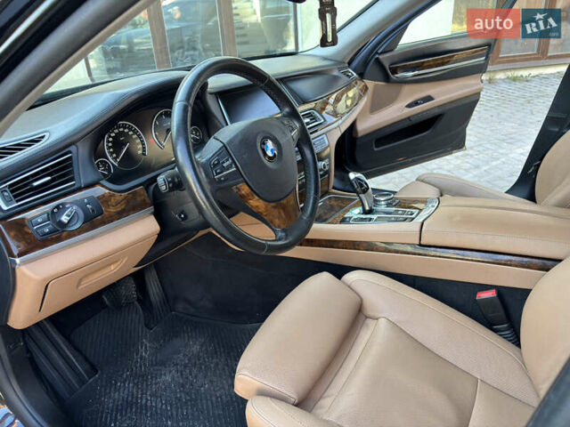 Черный БМВ 7 Серия, объемом двигателя 3 л и пробегом 196 тыс. км за 18600 $, фото 17 на Automoto.ua