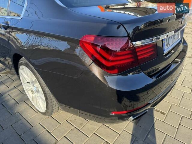 Черный БМВ 7 Серия, объемом двигателя 3 л и пробегом 224 тыс. км за 25500 $, фото 21 на Automoto.ua