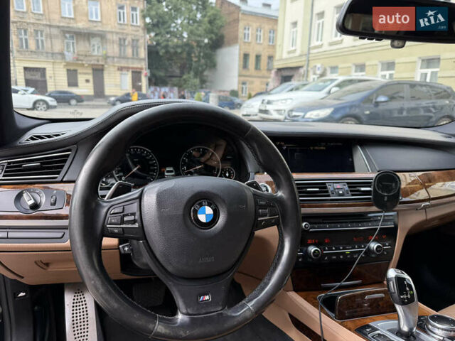 Черный БМВ 7 Серия, объемом двигателя 3 л и пробегом 210 тыс. км за 13500 $, фото 21 на Automoto.ua